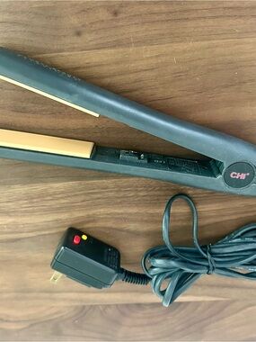 CHI Black Hair Straightener with Gold Plates